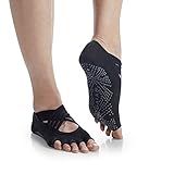 Gaiam Grippy Studio Yoga Socks for Extra Grip in Standard or Hot Yoga, Barre, Pilates, Ballet or at Home for Added Balance and Stability